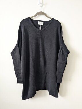 NWT Oscar-ST Oversized V-Neck Sweater | S/M
